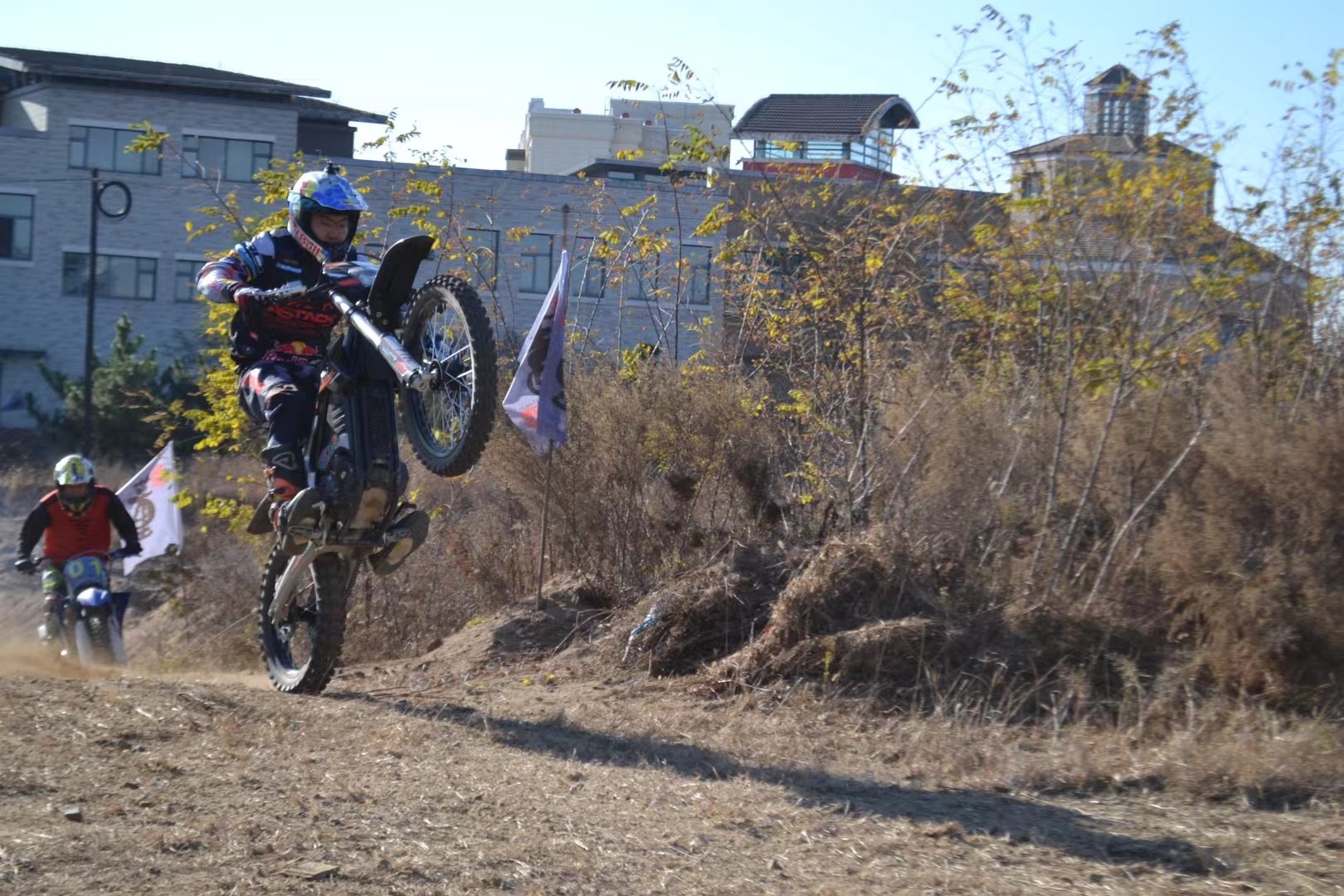 Adult Electric Dirt Bikes 101: The Ultimate Beginner’s Guide